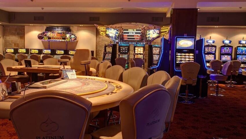 PLATINUM HOTEL & CASINO BANSKO