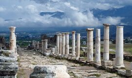 AFRODİSİAS HİERAPOLİS ANTİK KENTLERİ ve PAMUKKALE TERMAL KEYFİ (1 Gece Konaklamalı)
