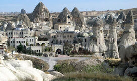 Otobüslü KAPADOKYA TURLARI (2 Gece Konaklamalı)