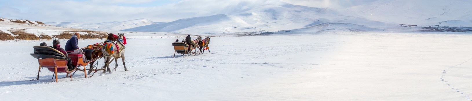 Yılbaşı Uçakla Doğu Ekspresi Rotasında Van-Kars-Erzurum-Palandöken Kayak Merkezi (5 Gün-4 Gece)
