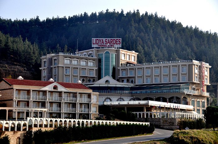 SALİHLİ LİDYA SARDES TERMAL HOTEL (1 Gece Konaklamalı Hafta Sonu)