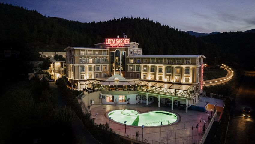 YILBAŞI SALİHLİ LİDYA SARDES TERMAL (Sadece Otel Konaklaması-GALA DAHİL)
