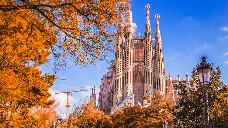 BARCELONA TURU ( Ara Tatil ve Yılbaşı )  5 Gün-4 Gece  