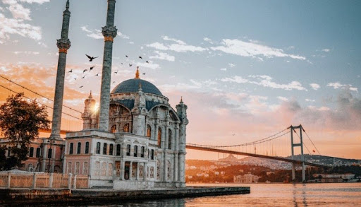 İSTANBUL KÜLTÜR VE KEYİF TURU (Ara Tatil ve Ramazan Bayramı)